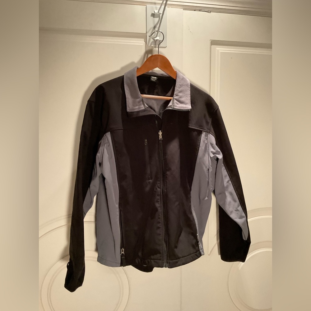 Cintas Jacket